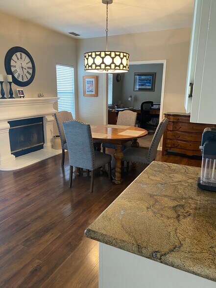 Building Photo - 5411 Havenhurst Cir