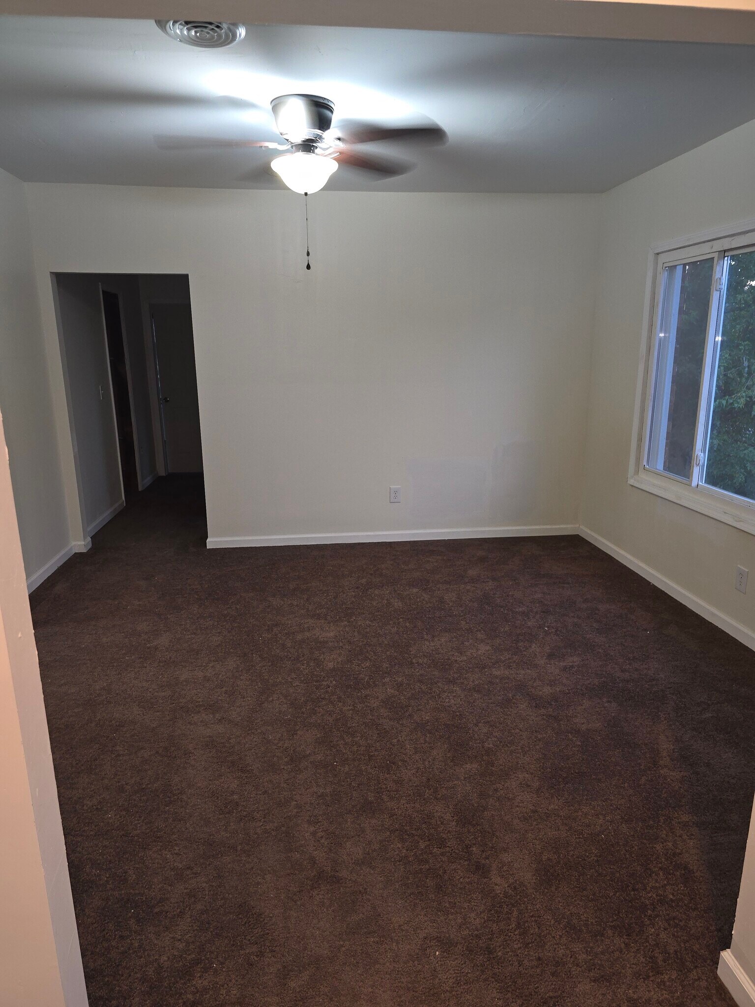 Dinning room - 15503 Ward St