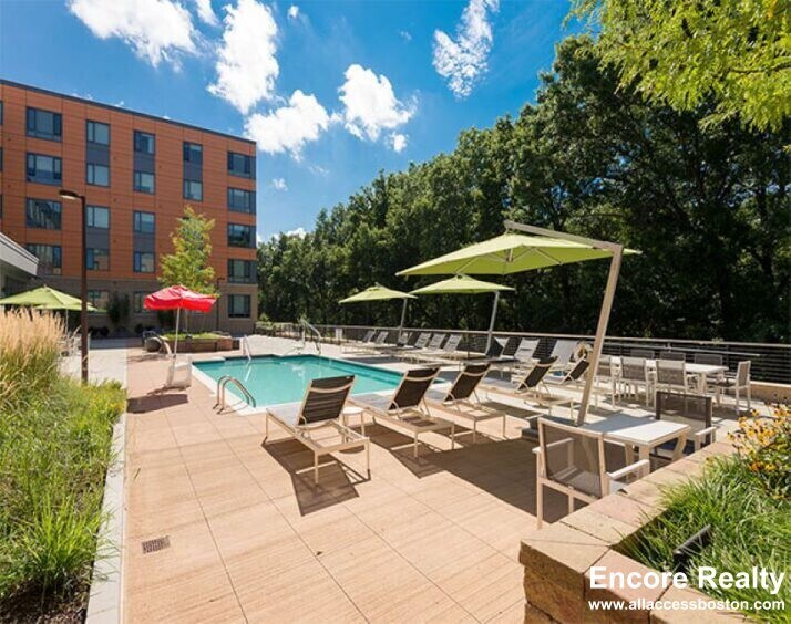 Building Photo - 161 S Huntington Ave