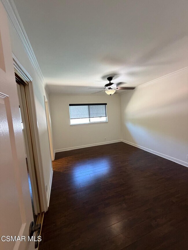 Building Photo - 23723 Oxnard St