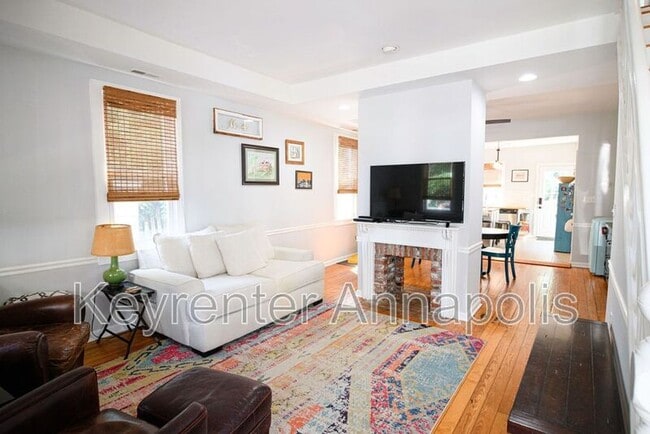 Building Photo - 4 Morris St