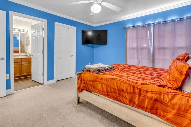 Building Photo - 512 Wingspan Way