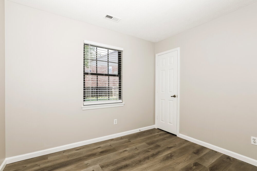 Building Photo - 7750 Harcourt Springs Dr