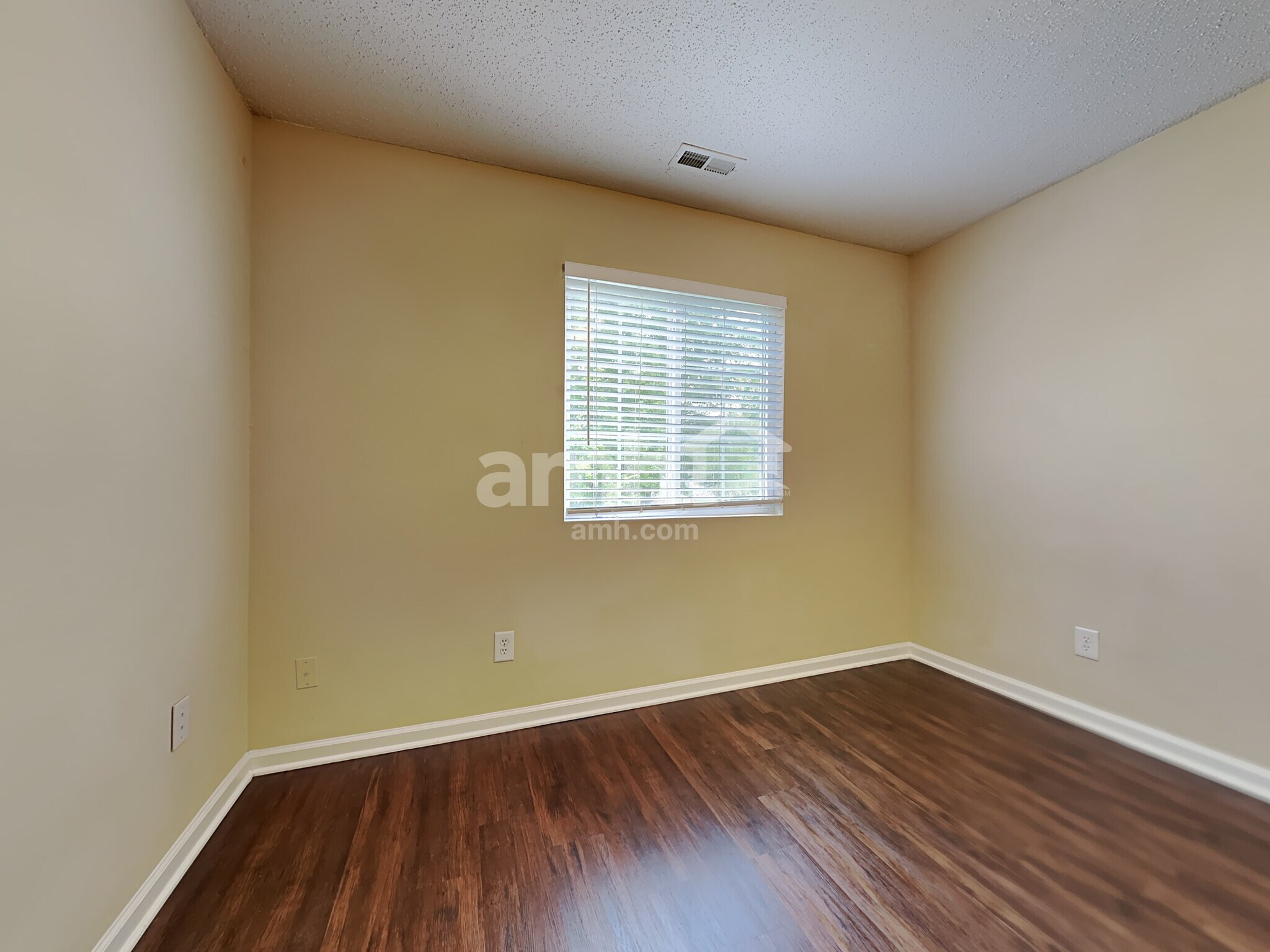 Building Photo - 3345 Wiliton Way