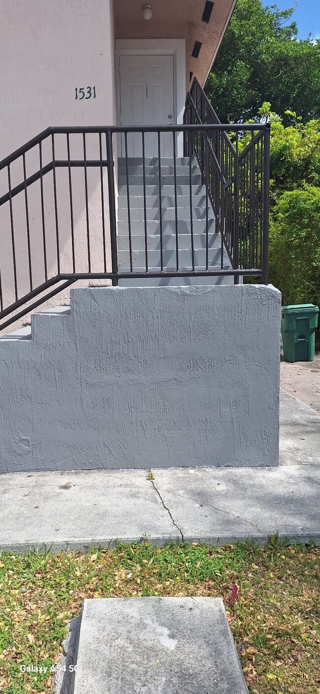 Building Photo - 1531 NW 58th Terrace