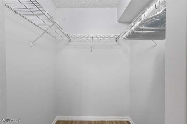 Building Photo - 1830 Florida Club Cir