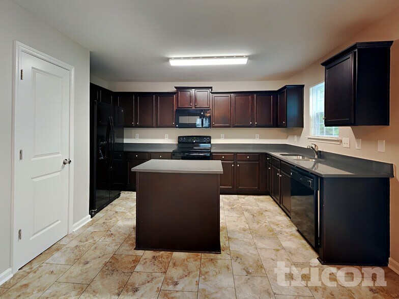 Building Photo - 3708 Alexander Forest Dr