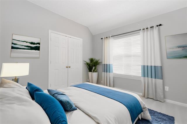 Building Photo - 112 Midcrest Dr