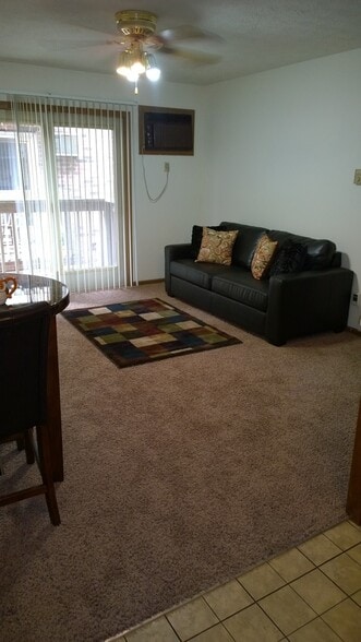 Interior Photo - 271 S River Rd