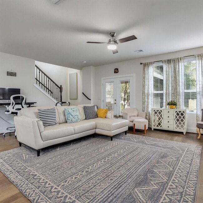 Building Photo - 7408 Merrick Ln