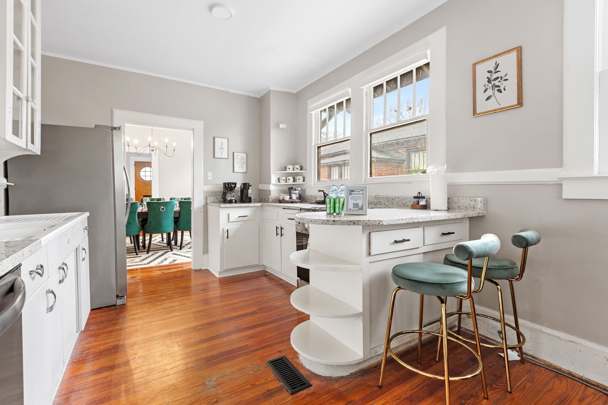 Building Photo - 2214 Wallace St