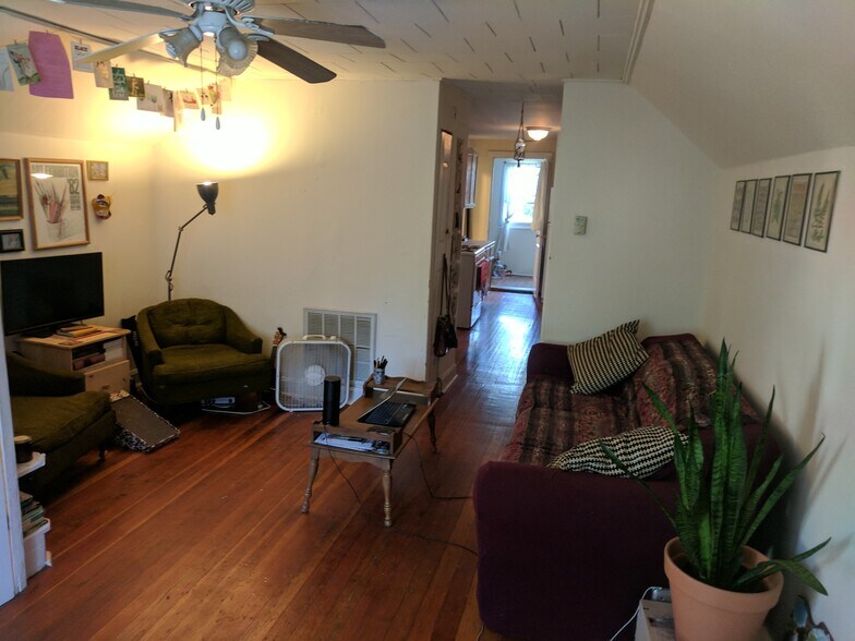 Building Photo - 2721 W Saint Georges Ct