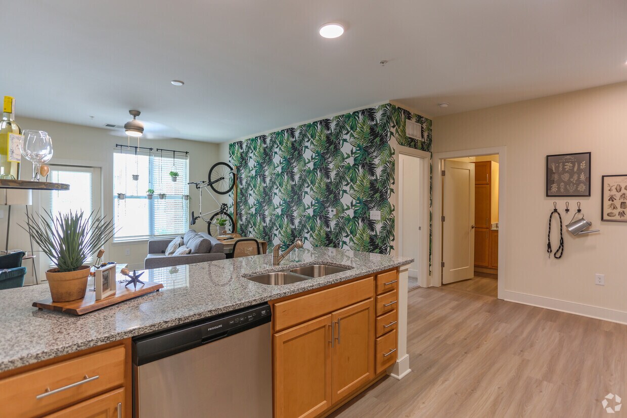 Aura At Arbordale Williamsburg Va Apartment Finder