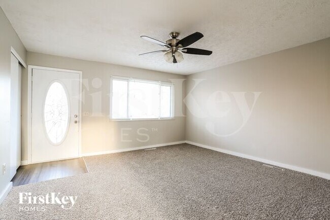 Building Photo - 4609 Paxton Dr S