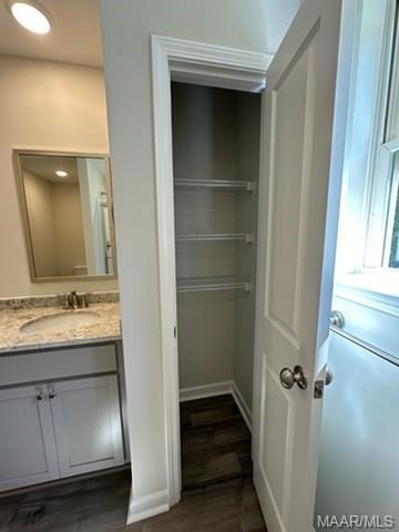 Building Photo - 220 Laila Wy