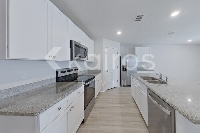 Building Photo - 4743 Malay Cir