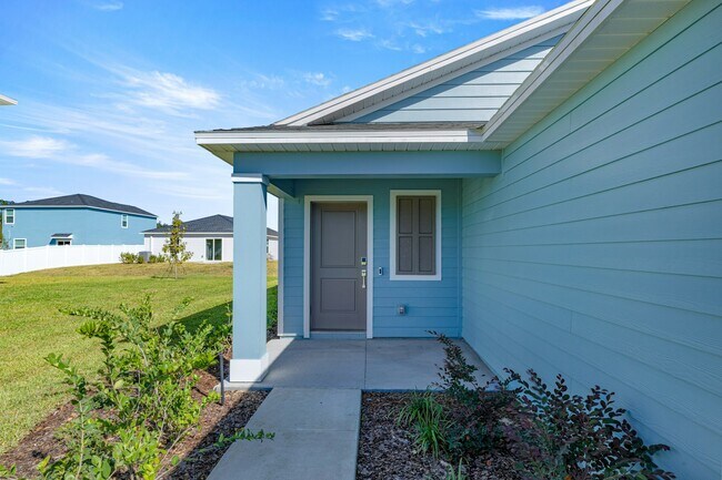 Building Photo - 3155 NE 38th St