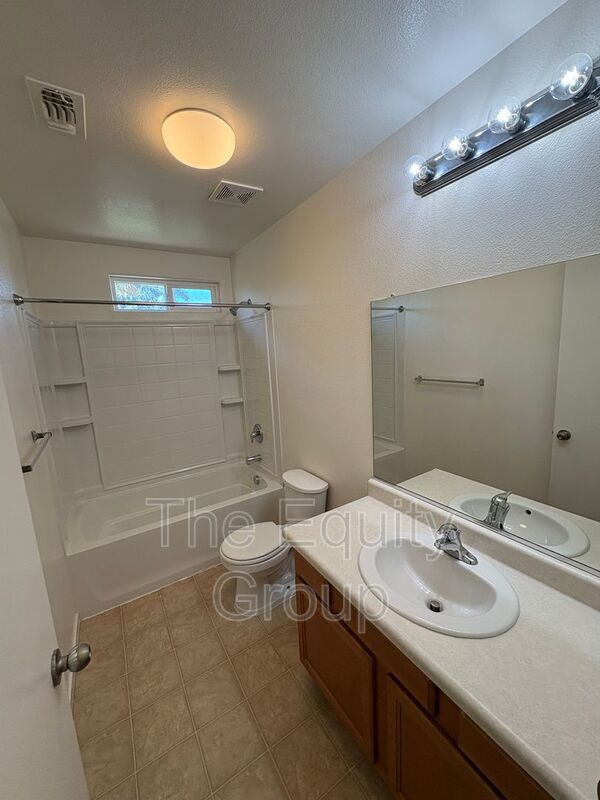 Building Photo - 4247 S Cindy Ct