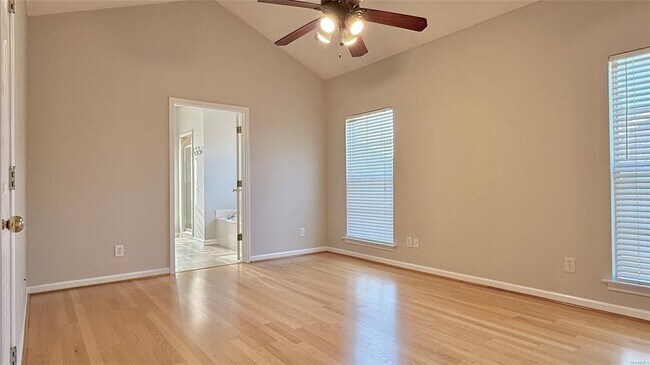 Building Photo - 9505 Greythorne Ct