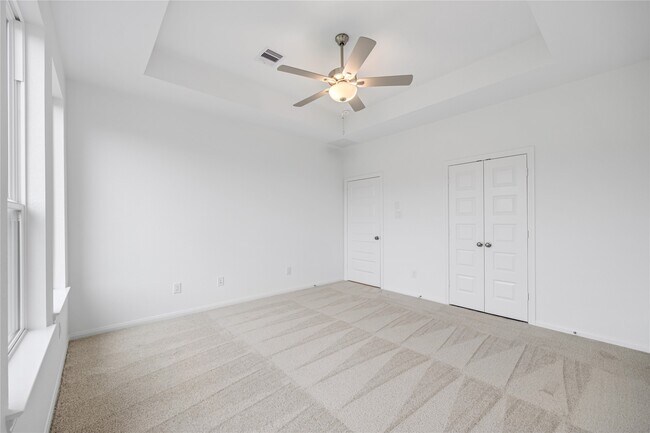 Building Photo - 7223 Blue Gentiana Ln