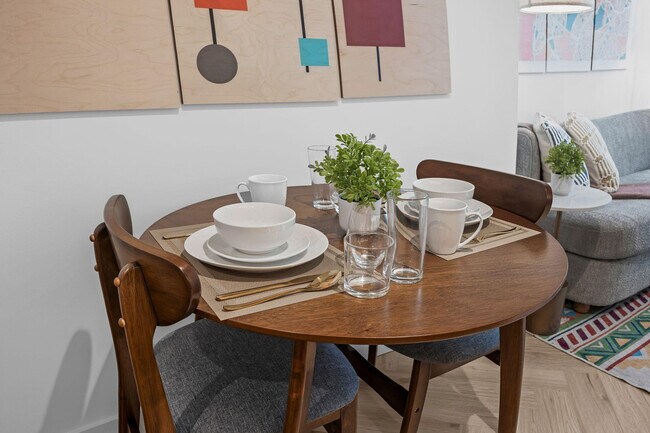 Building Photo - 980 6th Ave