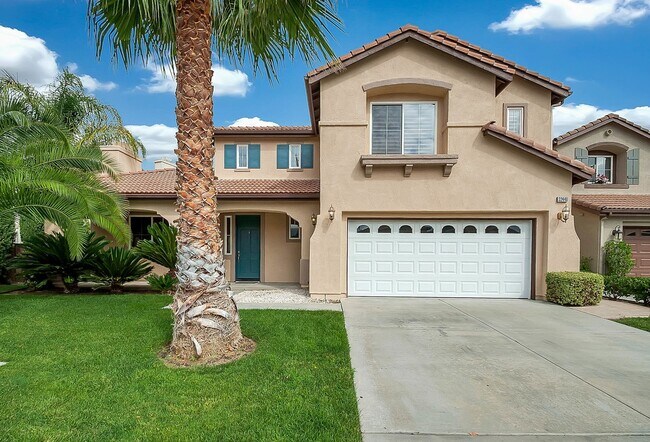 Primary Photo - Modern 5 Bedroom in Paseo Del Sol