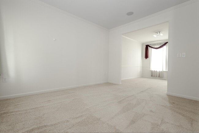 Building Photo - 122 Blakely Rd