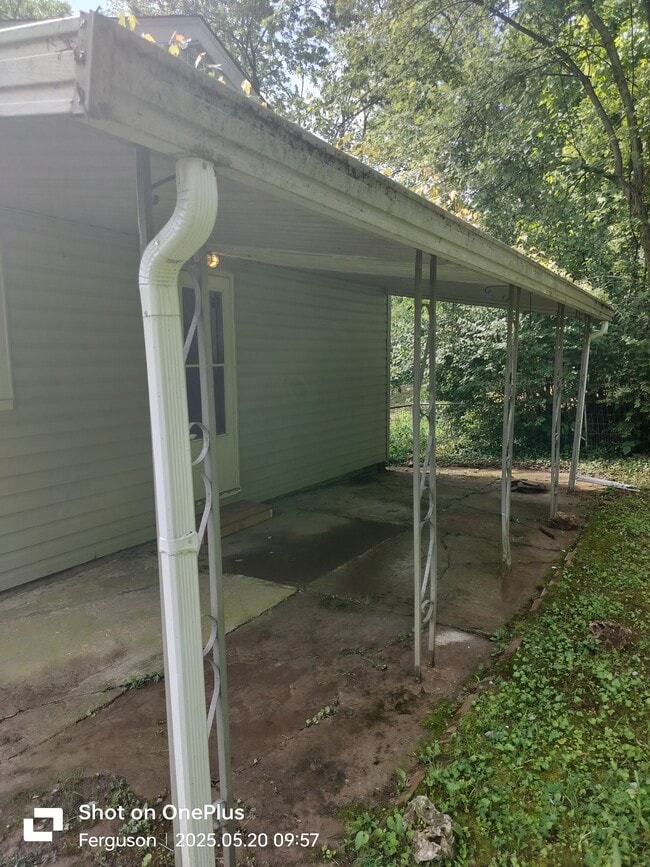 Building Photo - 811 Arline Dr