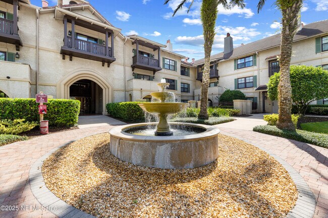 Building Photo - 945 Registry Blvd