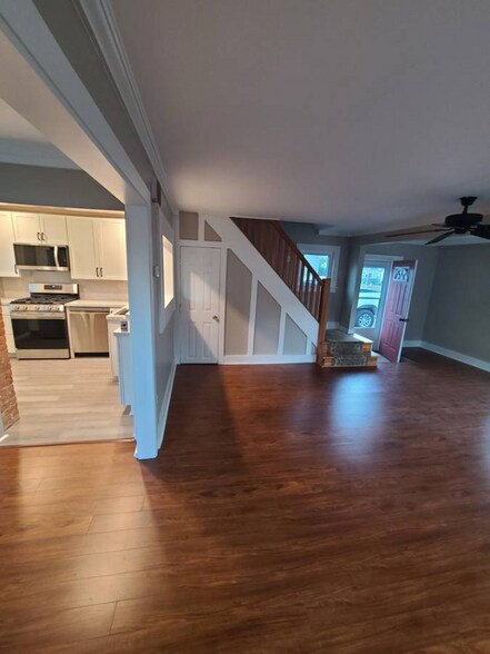 Building Photo - 50 Lodge Dr