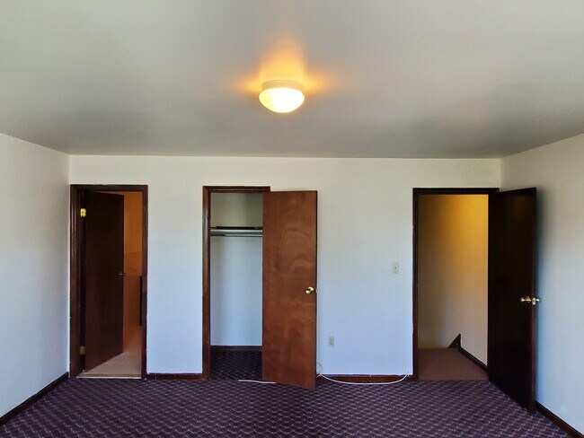 Bedroom 1 - 754 E 216th St