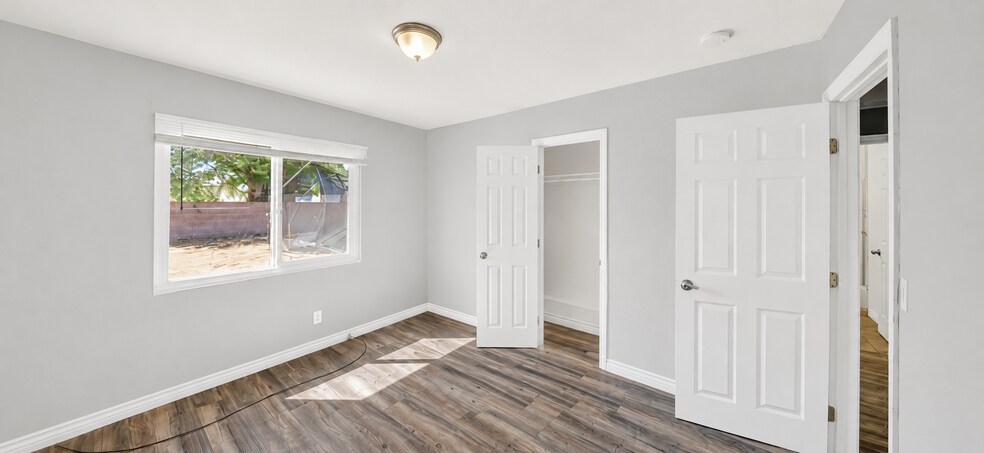 Building Photo - 45463 Foxton Ave