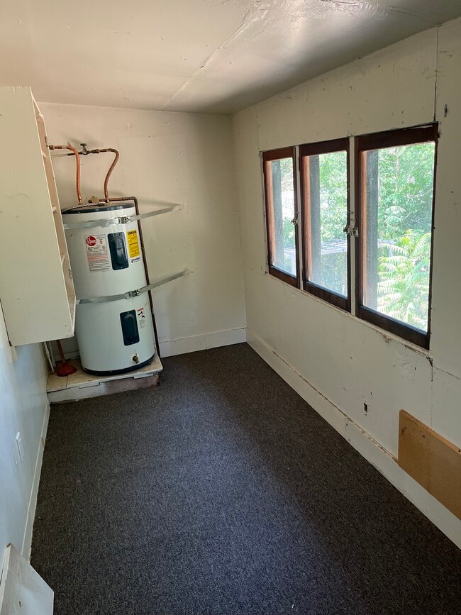 Building Photo - 3093 Spanish Ravine Rd