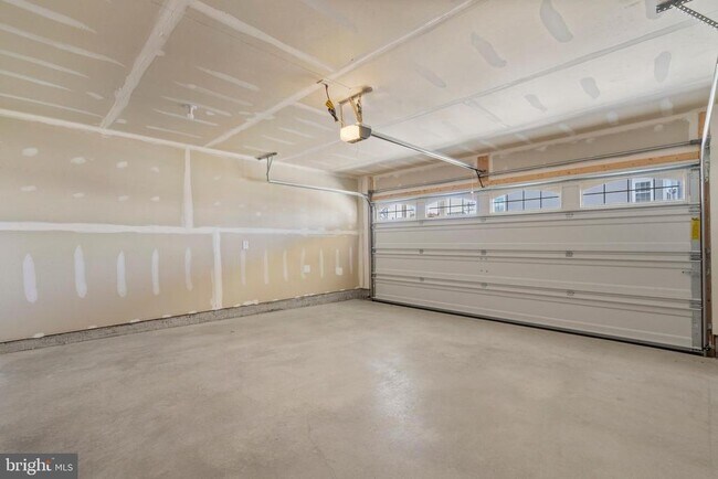 Building Photo - 1830 Parham Wy