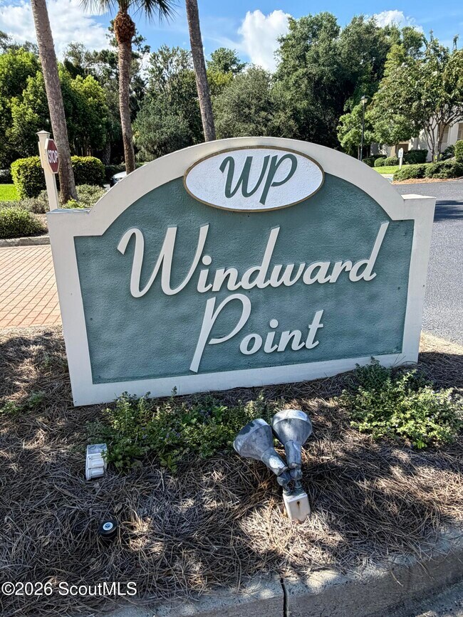 Building Photo - 206 N Windward Dr