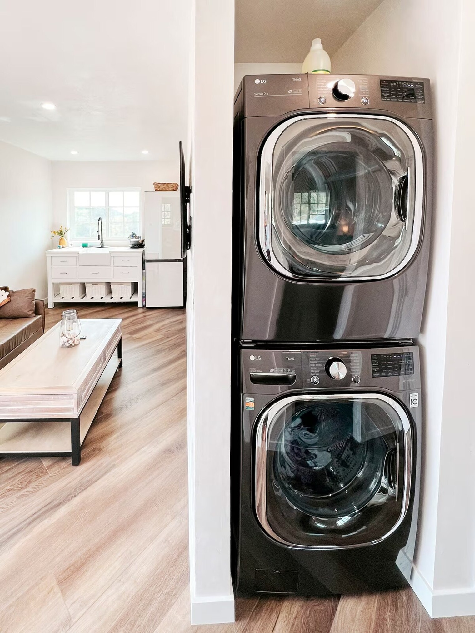 Building Photo - 898 Veronica Springs Rd