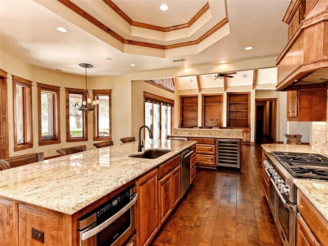 Building Photo - 26505 Masters Pkwy