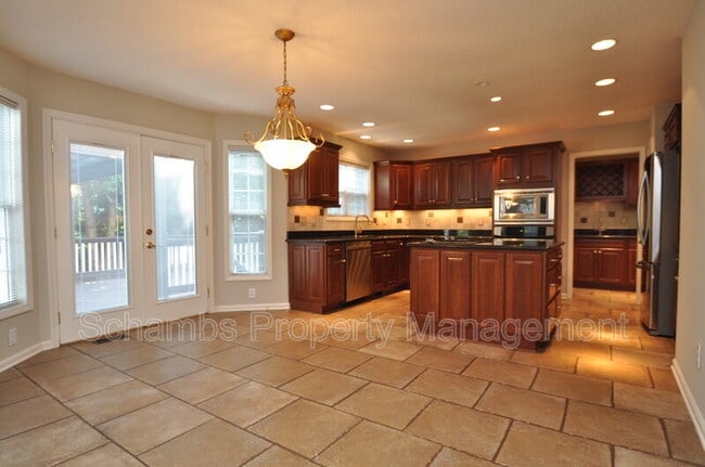 Building Photo - 2307 Fordcrest Dr