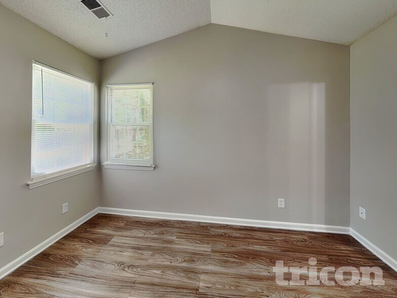 Building Photo - 8701 Brookstead Dr