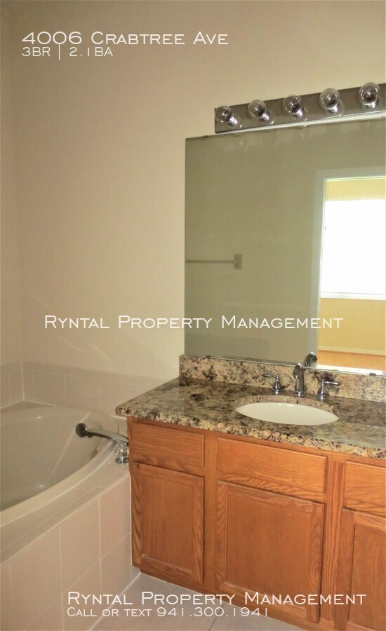 Building Photo - 4006 Crabtree Ave