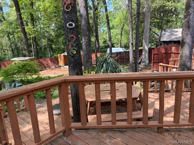 Building Photo - 931 Whitehall Pkwy