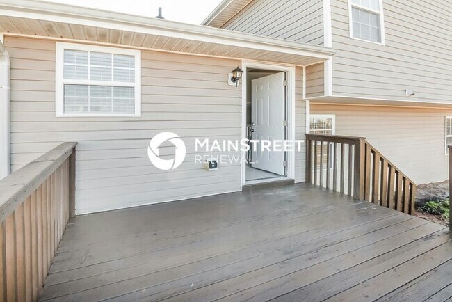Building Photo - 3 Bedroom Pet-Friendly Home in Ellenwood, GA with Main Street Renewal