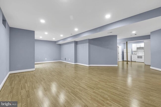 Building Photo - 40560 Aldie Springs Dr