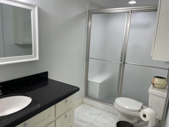 Building Photo - 200 Padre Blvd