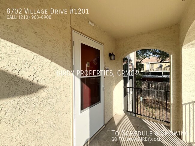 Building Photo - 8702 Village Dr