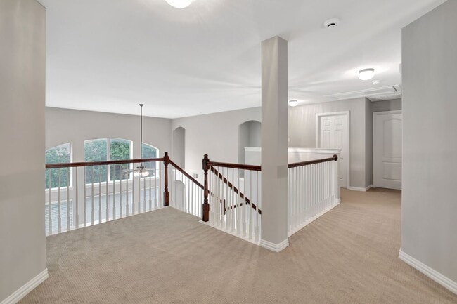 Building Photo - Stonebridge Ranch Beauty