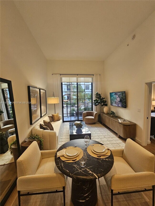 Building Photo - 1650 NE 124th St