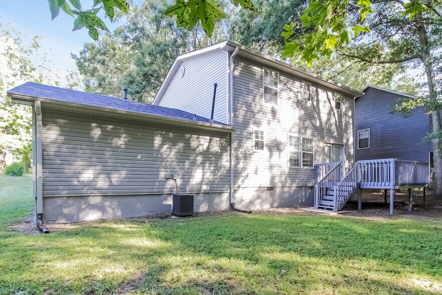 Building Photo - 148 Blue Heron Dr