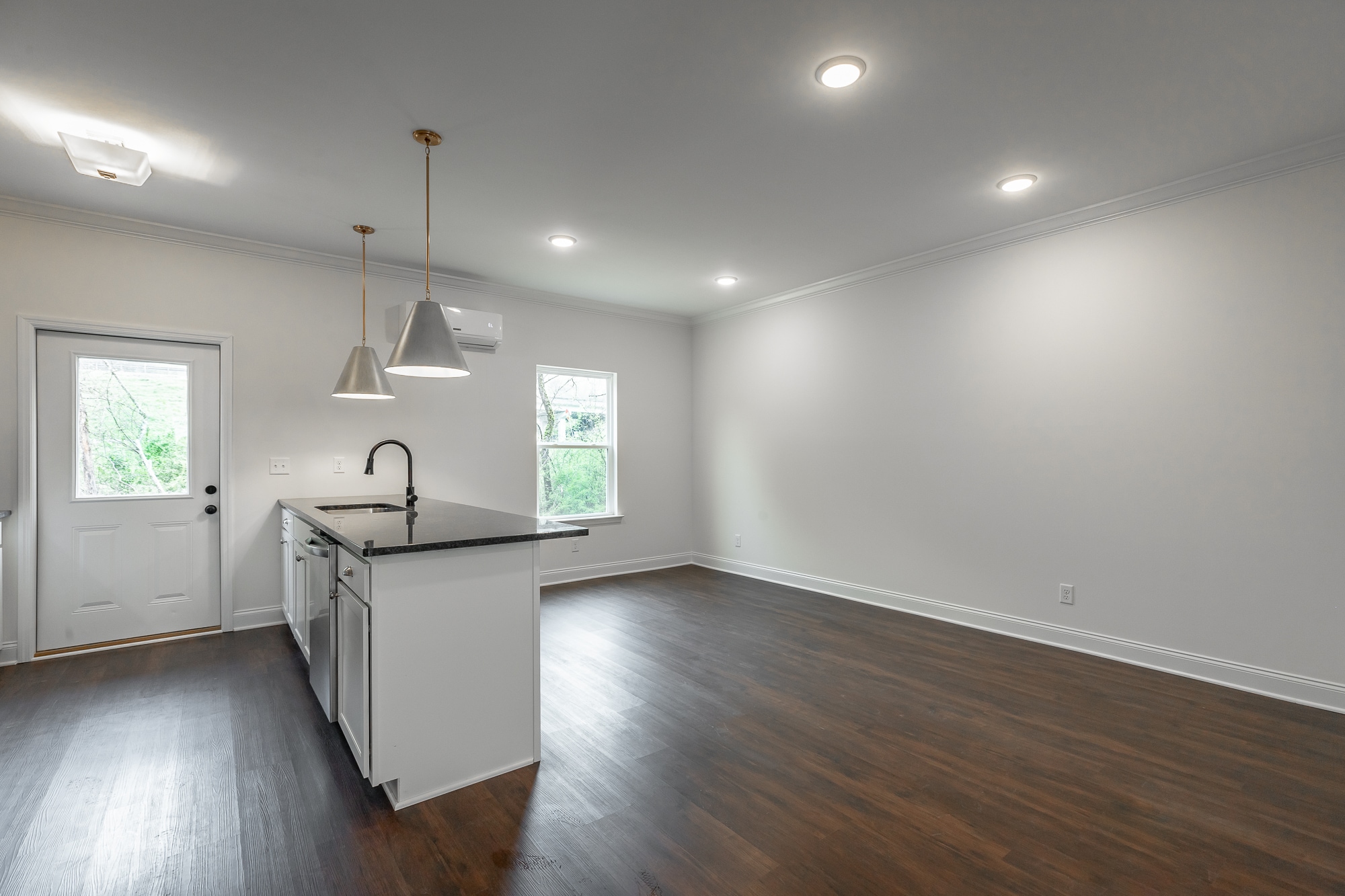 Building Photo - 5559 Stream Ln