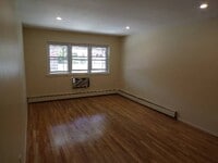 Building Photo - 3244 Mickle Ave